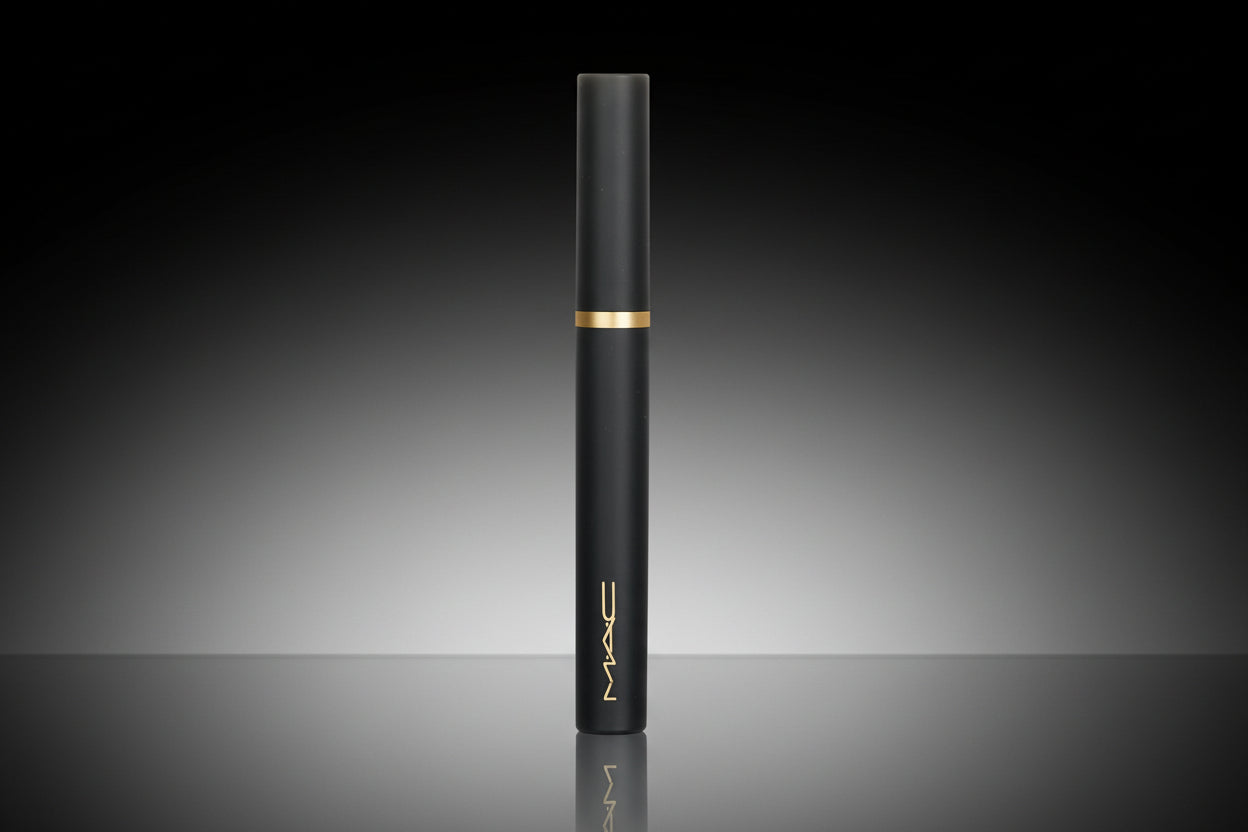 MAC - Ultra-Weightless Moisture-Infused Lipstick – Bold Color, 2g/0.07oz